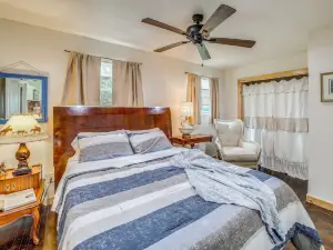 Recently Remodeled Route 66 Retreat! Claremore Gem