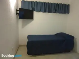 Oteiza Alojamiento Temporario en Resistencia a 150 MTS Peatonal