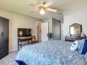 Gwynn's Island Gem Private Beach & Bay Views