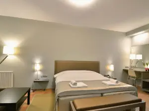 伊洛匹亞角酒店