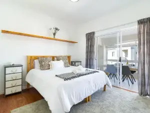 Yzer Drift Beach Escape 2 Bed 2 Bath