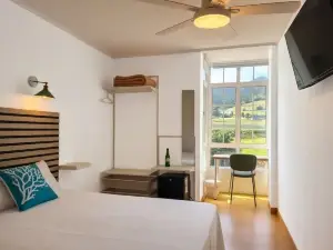 Hotel Peña Pintada