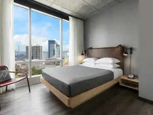 Moxy Boston Downtown
