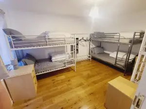 Rusper Retreat - Gatwick