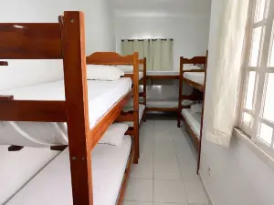 Encantos do Mar Hostel