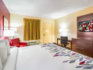 Red Roof Inn Clarksville
