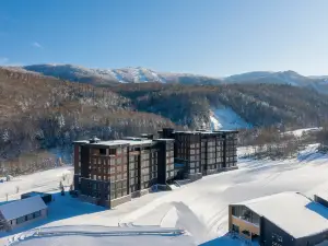 Yu Kiroro, Ski-in Ski-Out Luxury Residences