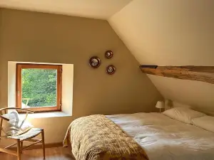 Charming 13th-Century Mill in Boussy-Saint-Antoine