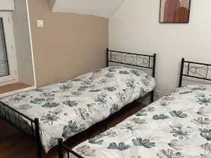 Gîte sleeps 13