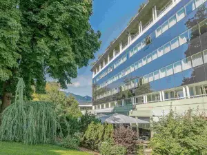 Le Riviera – Hôtel, Restaurant & Spa (ex Golden Tulip Aix les bains)