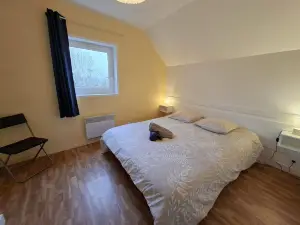 Modern Holiday Home Near the Sea, Le Conquet