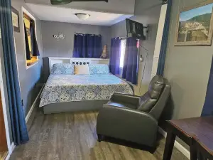 Loads of Amenities, Riverfront, Near Smoke Hole, Seneca, Dolly Sods, Blackwater