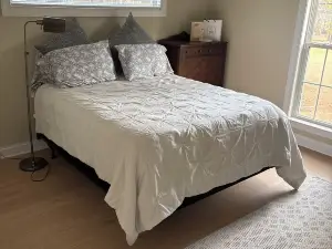 3/2 house on Tara Golf Course in charming McCormick with WiFi, fitness room, AC