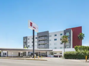 節日飯店快捷埃莫西約