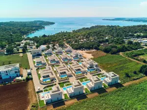 TARIA RESORT