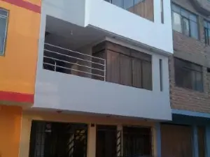 Sunset Hostel Airport