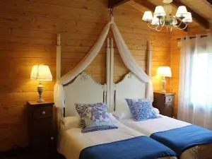 Self catering Los Castillos Agroturismo for 11 people