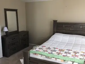 Beautiful private Big Horn River Ranch House