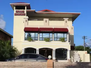 Grand Diamond Hotel Trinidad
