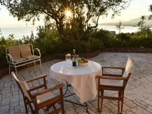 Verga Apartments & Suites