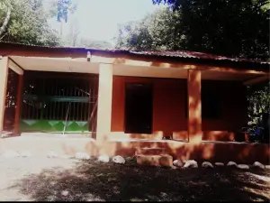 에르모사 킨타 엔 코스타 파하로스