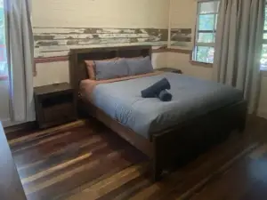 Beautiful old house by the river with balcony, massive yard, minutes to CBD