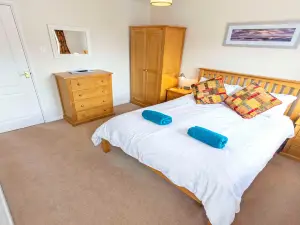 Cockleshell Croyde | Sleeps 4 | By the Seaside
