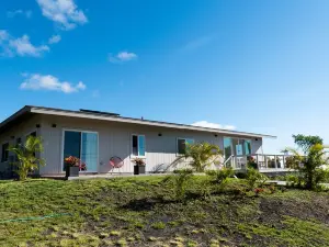 Makia View House / 3Bed + 2 Bath / Ocean Views