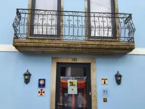 Alvorada Medieval, Al