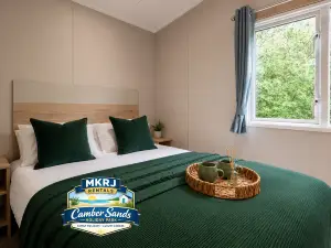 MKRJ LUXURY - Parkdean Camber Sands - Sleeps 8 - Pet Friendly- sp
