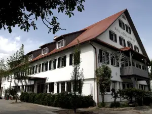柔斯勒旅館