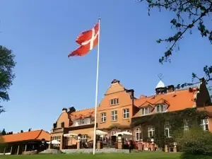 Sauntehus Castle Hotel