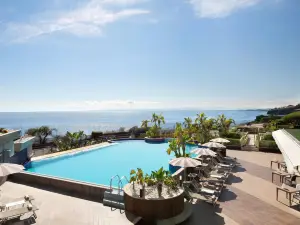 โรงแรมและศูนย์การประชุมโฟร์พอยท์ส บายเชอราตัน คาตาเนีย