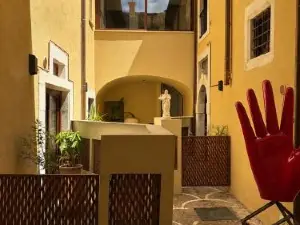 Albergo Diffuso Ginevra Boutique Rooms - Palazzo Leosini - Residenze d'Epoca