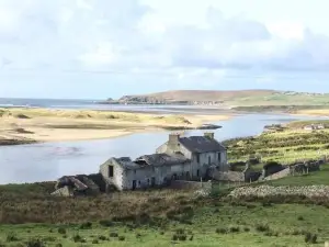 Cozy & Remote Hideaway Gintys Cottage