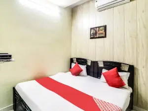 OYO 66137 Smart Guest House