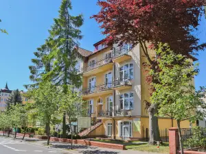 Villa Antares I & II