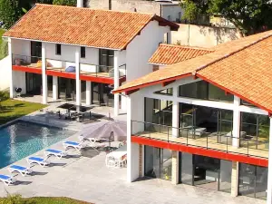 Lafitenia Resort Villa Choriekin