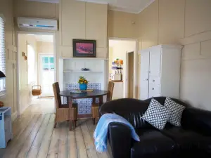 Healesville Apartments