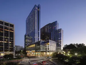 Hilton Arlington Rosslyn the Key