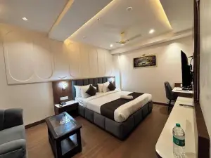 Hotel Bhagwati Grand