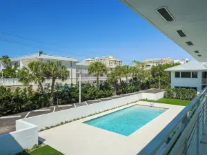 Beach Haus Key Biscayne II
