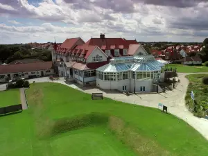 North Shore Hotel