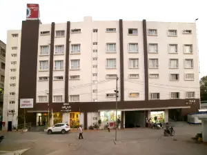 Triguna Clarks Inn Kurnool