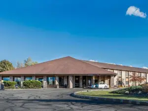 AmericInn by Wyndham Mosinee Central Wisconsin Airport