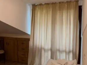 Smiths House