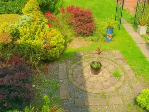 Sittingbourne Spacious 3Br Home with Free Parking