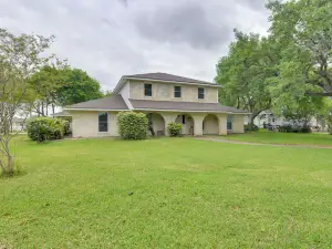 Spacious Freeport Home: Private Pool & Lake Access