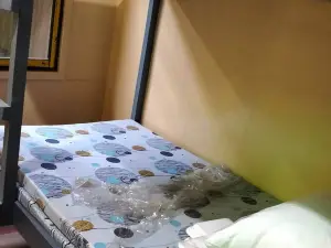bnj boarding house availablenow