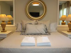Casa Frida - Luxurious Dallas Dream Retreat: Your Exclusive Vacation Home